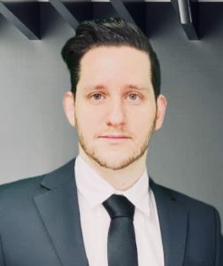 Ariel Hollander, Immigration lawyer